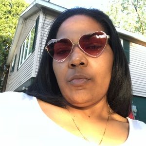 Meet your Posher, Mikuel